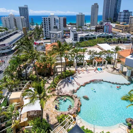 Resort Style Chevron Apartments Surfers Paradise By Gold Coast Travels Exterior photo